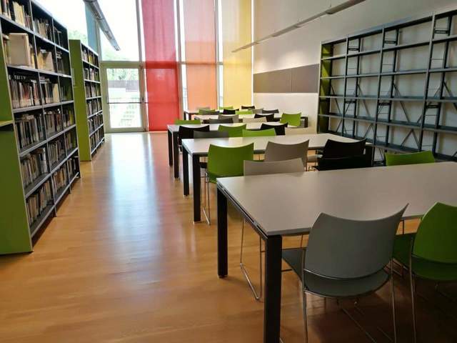 Dal 29 giugno in Biblioteca è consentito anche l'accesso alle aule e la consultazione degli scaffali